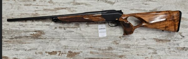 Screenshot_20251101_111005_Instagram 5'290.00 CHF Carabine à verrou Blaser. BLASER Mod. R8 Success Trou de pouce Réarment et verrouillage linéaire Calibre .30-06 Profil du canon de 17mm Canon de 58cm Crosse bavaroise Bois grade 4 Plaque de couche caoutchouc Sans visée ouverte Chargeur amovible Canon fileté M15x1