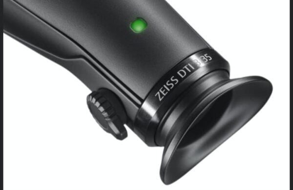 Screenshot_20251101_115726_Instagram 2'550.00 CHF Un chef d'oeuvre optique! Les visions thermiques ZEISS DTI sont disponibles au magasin pour l'essai! Performance Distance focale 35 mm Ouverture f/1.0 Résolution du capteur 384 x 288 Sensibilité thermique (NETD) s50mk Résolution d'affichage 1280 x 960 Fréquence d'affichage des images 50 Hz Type d'affichage LCOS Plage 1235 m (1350 yd) Champ de vision de l'oculaire 30,25° Champ de vision à 100 m (yds) 19 m (57 ft) Grossissement optique 2,5 Zoom numérique maximum X Échelons de zoom (en 0,5x) 1.0x - 4.0x Fonctions : Type de piles Li-Ion Durée de service des piles 7h Mémoire interne 15 GB Fonction Lifestream (vidéo et photo) Résolution (vidéo et photo) 384 x 288 Fréquence WLAN 2.4 Ghz Standard WLAN IEEE 802.11 b/g/n